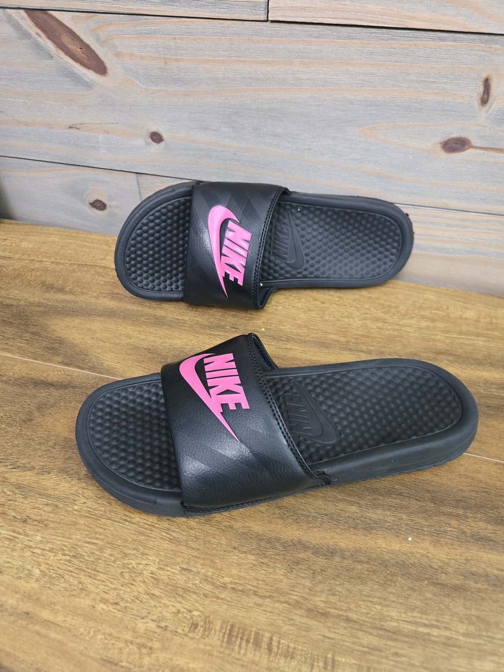Nike Slide Shoes Womens Size 9 Black Pink Slip On Casual Slides